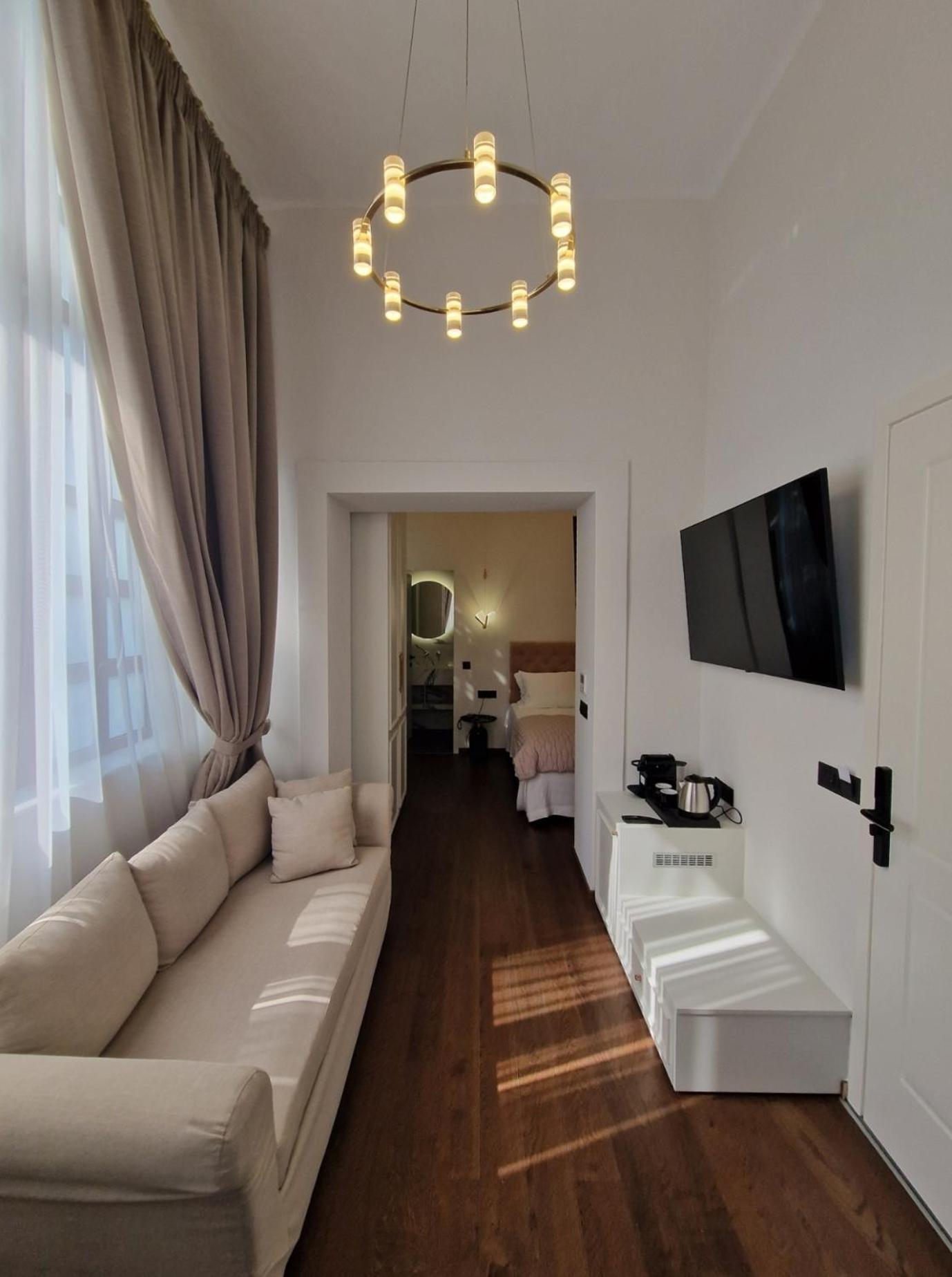 Jensen Luxury Suites Rhodes City Zewnętrze zdjęcie